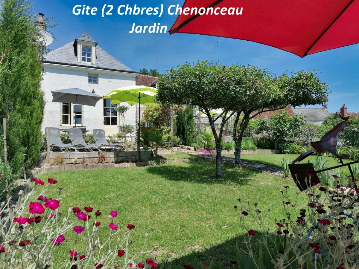 Gites Les Petits Chateaux Bourre Bagian luar foto