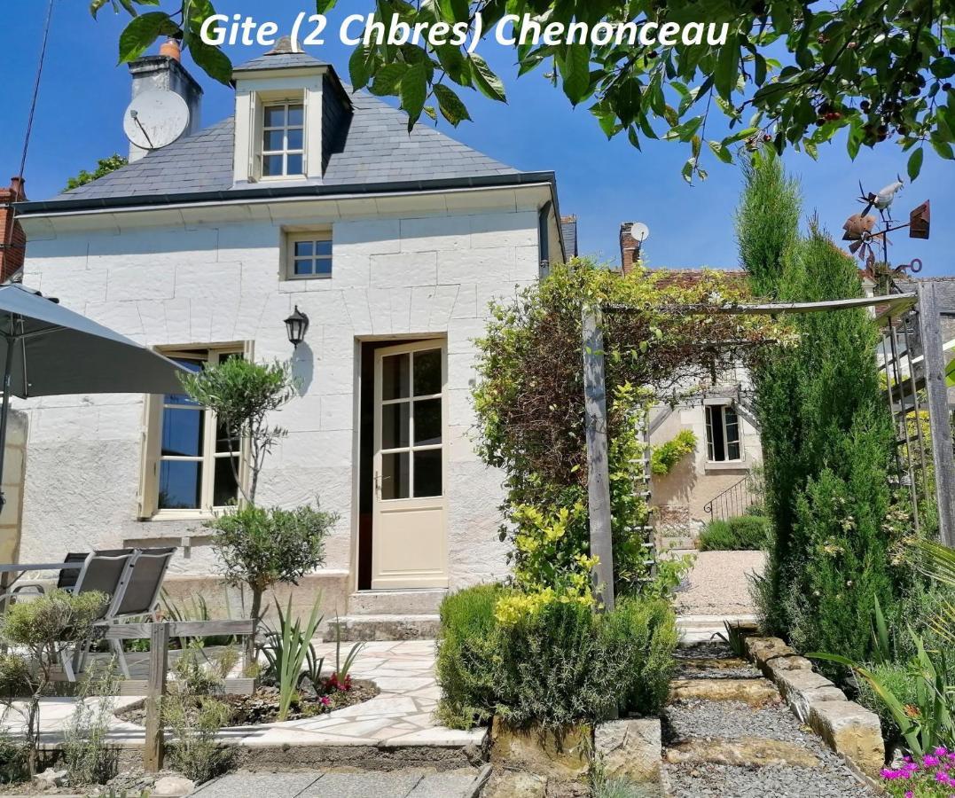 Gites Les Petits Chateaux Bourre Bagian luar foto