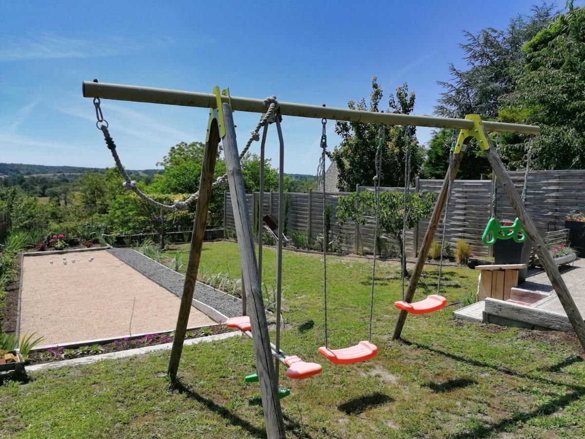 Gites Les Petits Chateaux Bourre Bagian luar foto